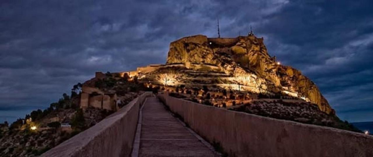 Luxury New Loft City Centre & Castle, Alicante Luaran gambar