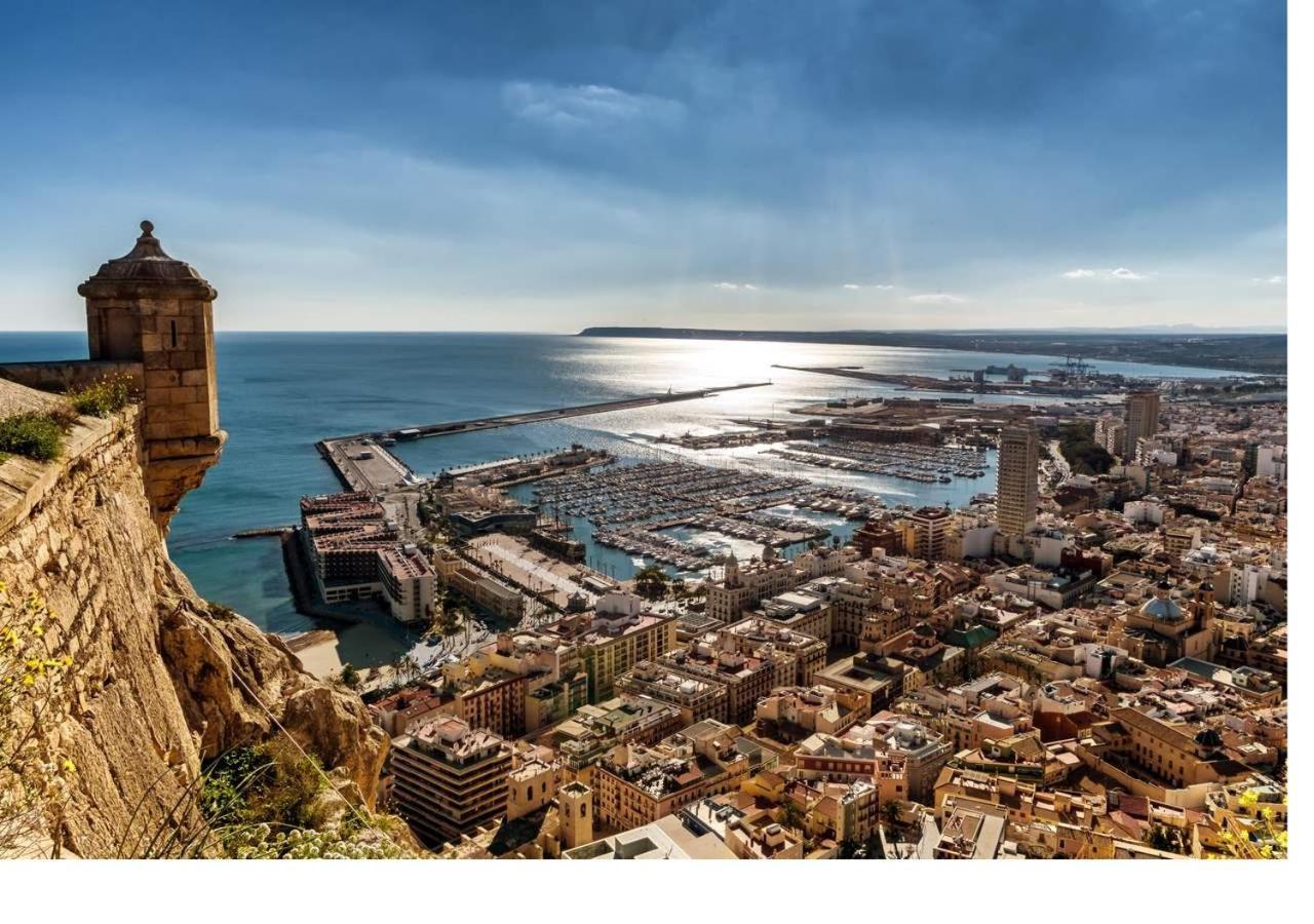 Luxury New Loft City Centre & Castle, Alicante Luaran gambar